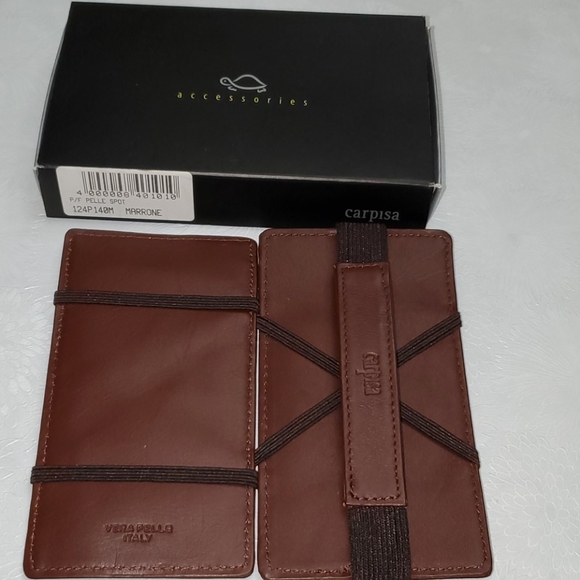 Brand New Carpisa Cardholder - Picture 3 of 3